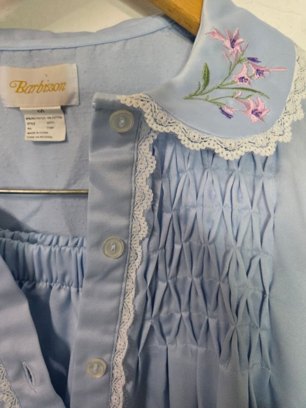 Women's Vintage Retro Barbizon Blue Pajama Set With Embroidered Collar Smocking - Picture 6 of 16